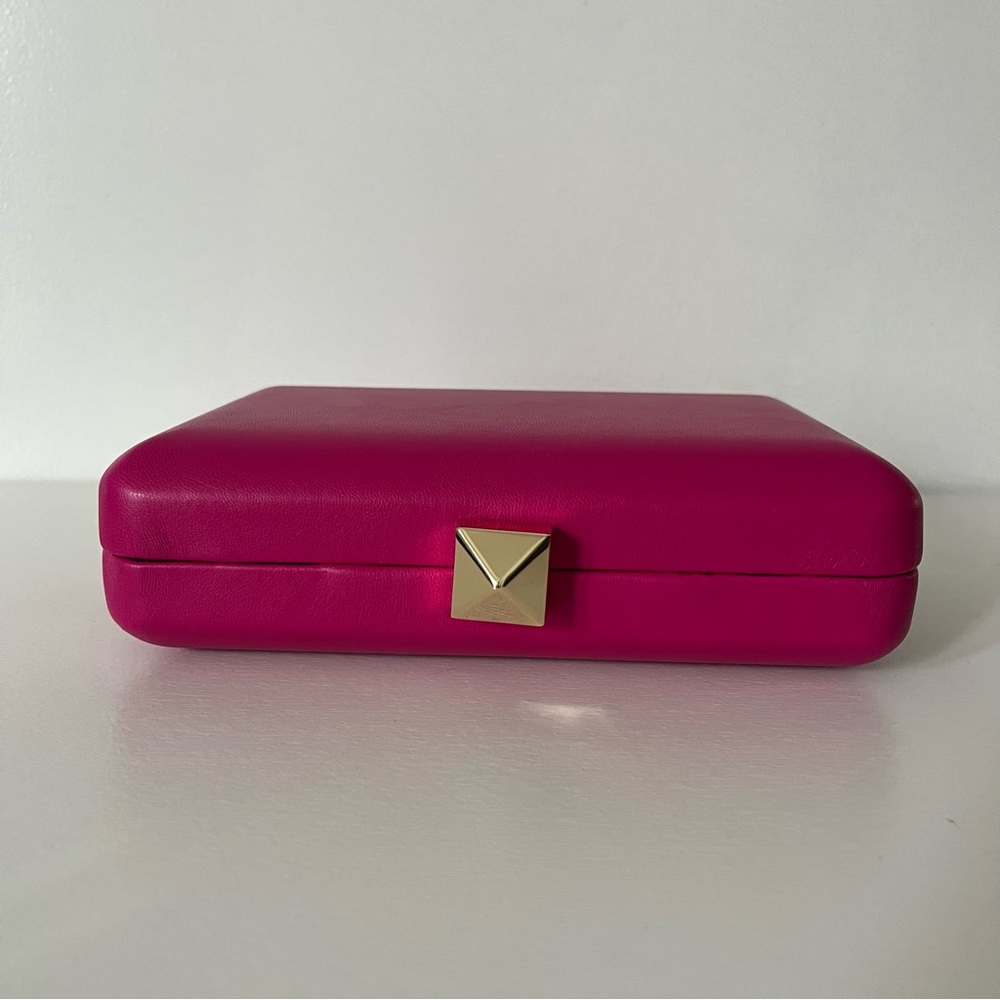NWT Express Stud Clasp Clutch Crossbody - Picture 2 of 15